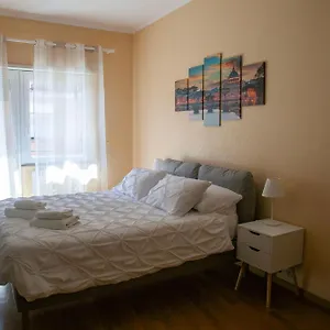 Appartamento Romamo Sogliano4, Roma