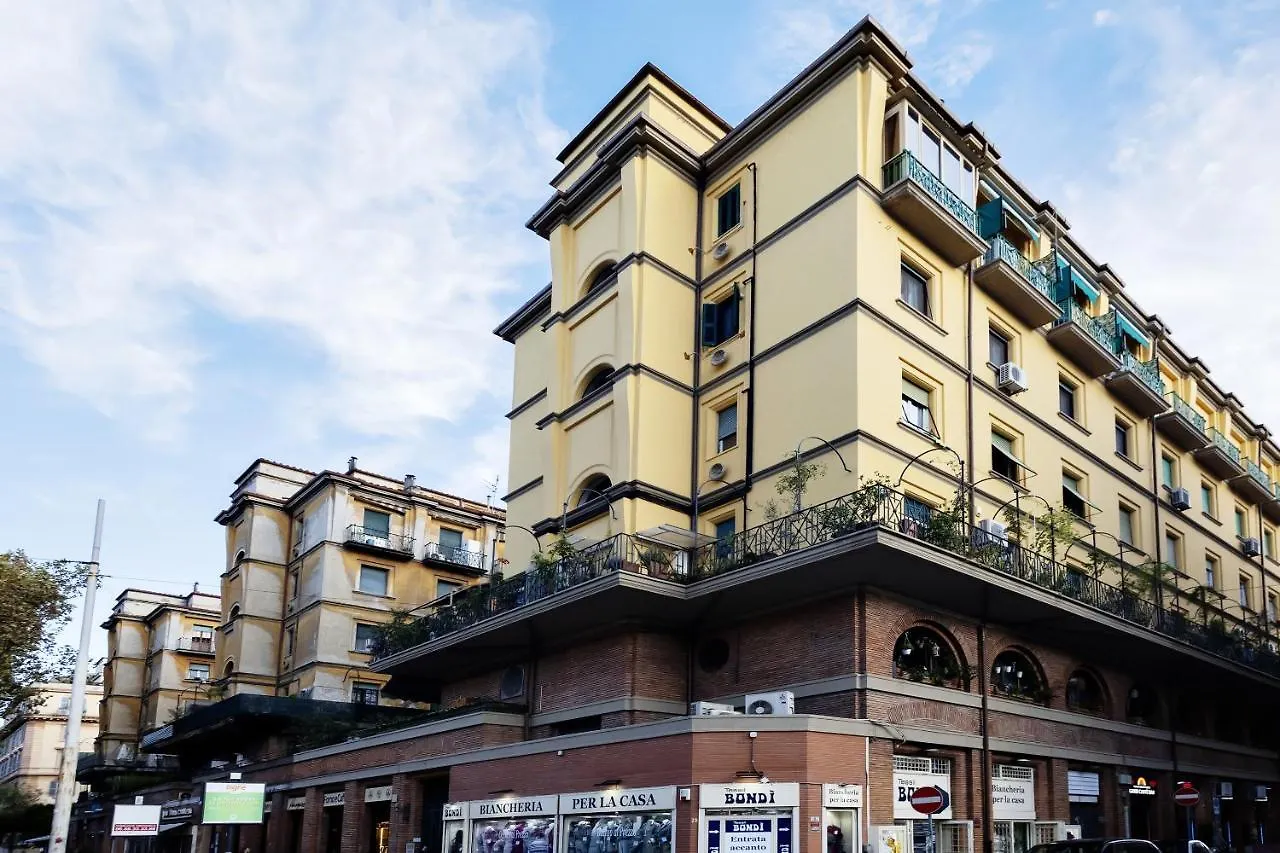 Live Doria - Luxury Apartment Roma 0*,  Italia